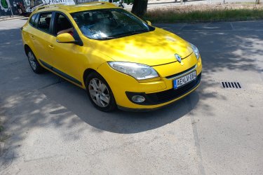 Eladó Renault megane 1.5dci kitűnő állapotban lévő gépkocsim, frissen szervizelt több infó telon 06302286245